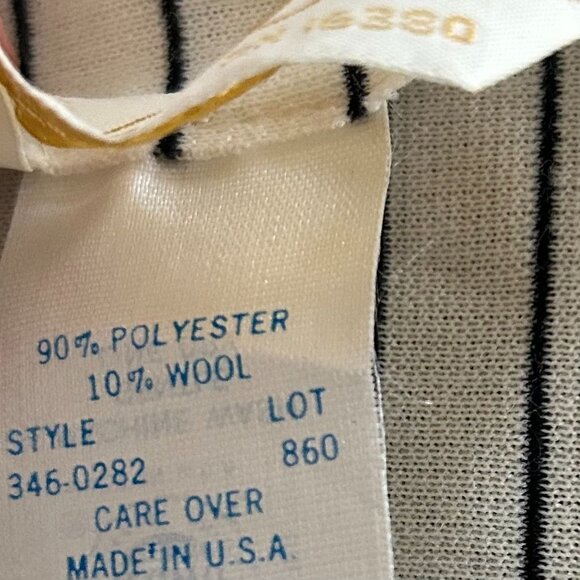 Vintage Cream Long-Sleeve Striped Dress With Black-Trimmed Collar - Picture 14 of 15